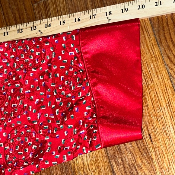 Victorias Secret red robe holiday tie front lingerie christmas medium large M/L - Picture 5 of 9